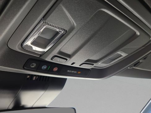 New 2026 Chevrolet Silverado 1500 Custom Trail Boss w/ LPO, Dark Essentials Package AWD/4WD image 9