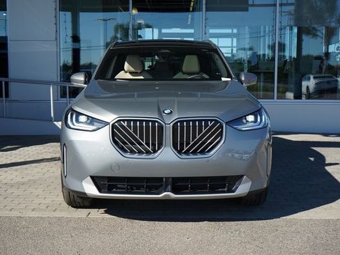 Used 2025 BMW X3 xDrive30i w/ Convenience Package image 3