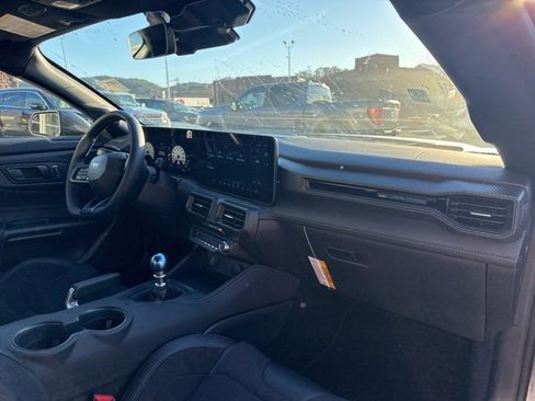 New 2025 Ford Mustang Dark Horse image 14