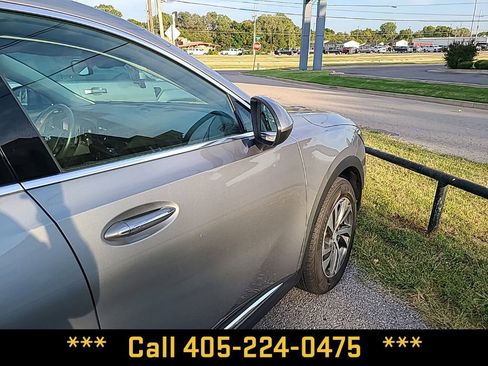 Used 2023 Buick Envision Essence image 12