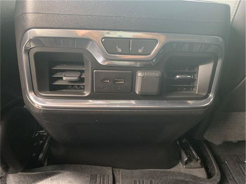 Used 2019 GMC Sierra 1500 AT4 w/ AT4 Premium Package AWD/4WD image 9