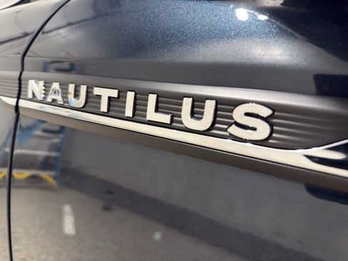 Used 2022 Lincoln Nautilus Reserve w/ Equipment Group 201A image 30