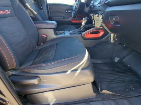 Used 2022 Nissan Frontier PRO-4X image 20