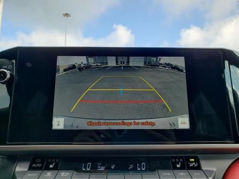 Used 2025 Toyota Camry XSE FWD image 20