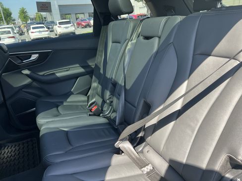 Used 2025 Audi Q7 3.0T Premium Plus w/ Premium Plus Package AWD/4WD image 33