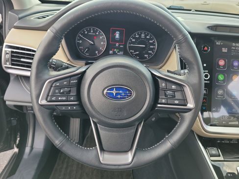 Used 2025 Subaru Outback Limited AWD/4WD image 24