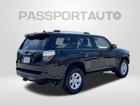 Used 2021 Toyota 4Runner SR5 Premium w/ Moonroof Package AWD/4WD image 8