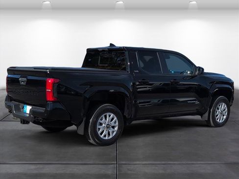 Used 2024 Toyota Tacoma SR5 image 7