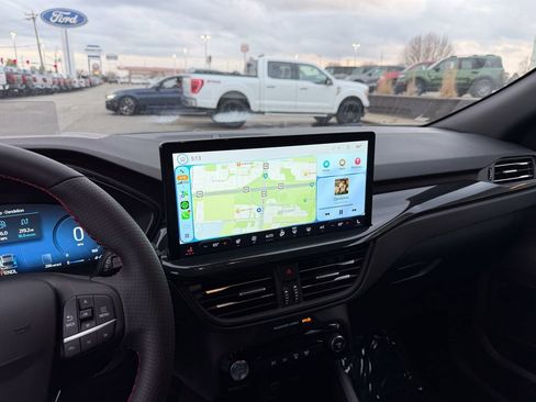 Used 2025 Ford Escape ST-Line Elite w/ Premium Technology Package image 22