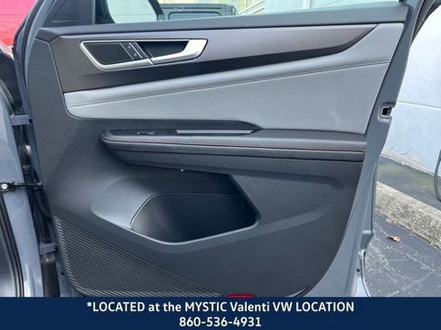 Used 2024 Volkswagen Atlas Peak Edition SEL image 27