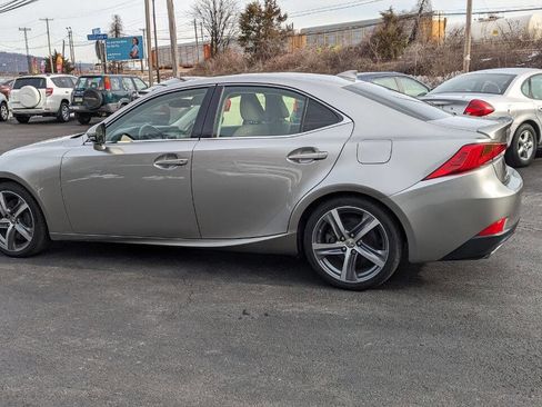 Used 2018 Lexus IS 300 AWD w/ Comfort Package image 17