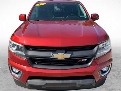 Used 2015 Chevrolet Colorado Z71 AWD/4WD image 8