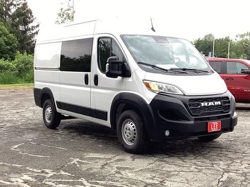 New 2026 RAM ProMaster 1500 w/ Convenience Group FWD image 8