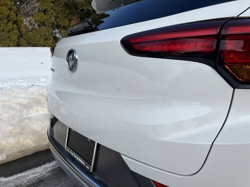 Used 2023 Buick Encore GX Essence w/ Experience Buick Package image 50