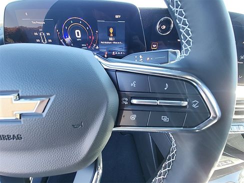 New 2026 Chevrolet Traverse LT image 19