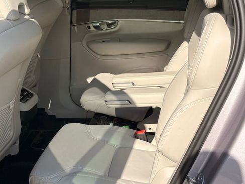 Certified 2026 Volvo XC90 B6 Ultra w/ Protection Package image 21
