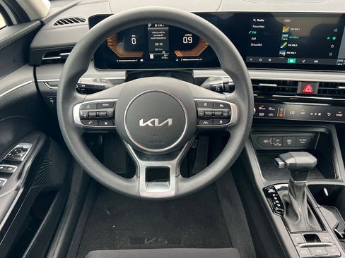 Used 2025 Kia K5 LXS image 15