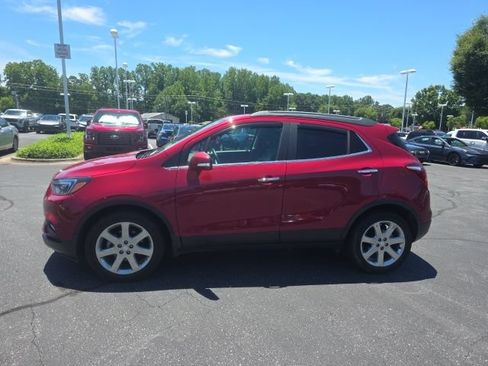 Used 2019 Buick Encore Essence w/ Experience Buick Package FWD image 5