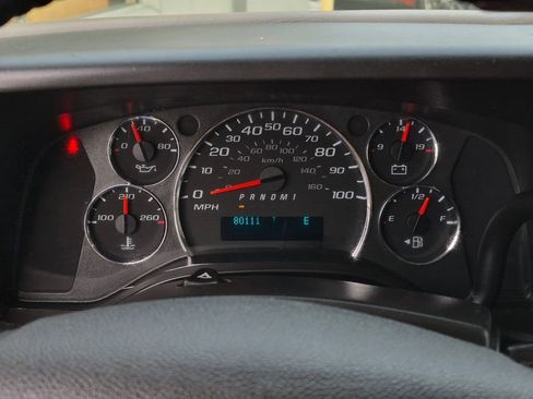 Used 2020 Chevrolet Express 3500 w/ Driver Convenience Package image 9