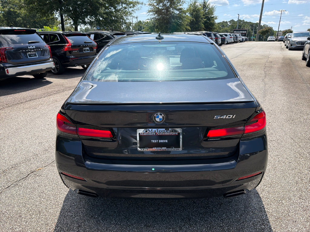 Used 2023 BMW 540i w/ M Sport Package RWD image 6