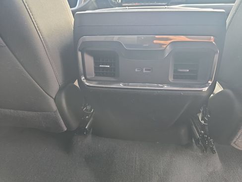 Used 2025 GMC Sierra 1500 Elevation AWD/4WD image 21