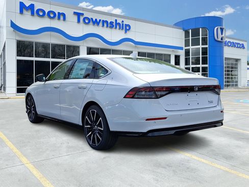New 2026 Honda Accord Touring image 4