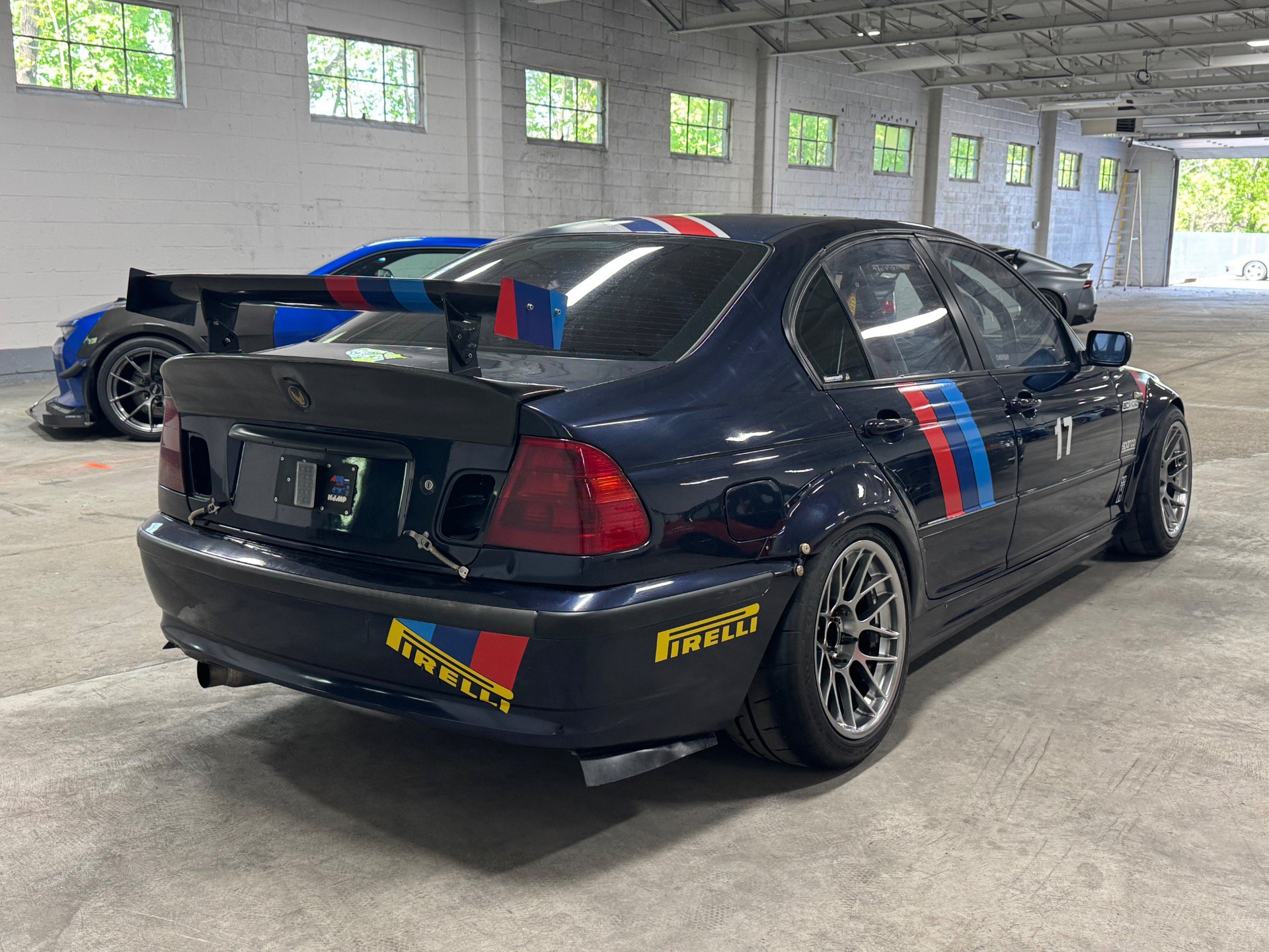 Used 2003 BMW 325i Sedan RWD image 6