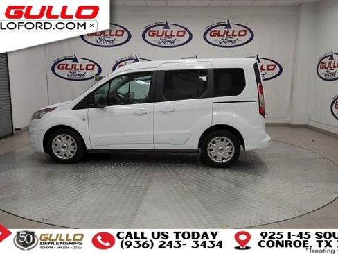 Used 2016 Ford Transit Connect XLT image 5