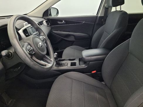 Used 2018 Kia Sorento LX AWD/4WD image 17