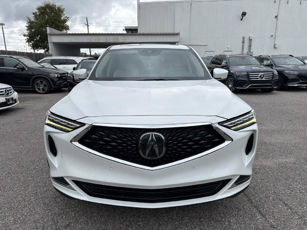 Used 2023 Acura MDX w/ Technology Package FWD image 2