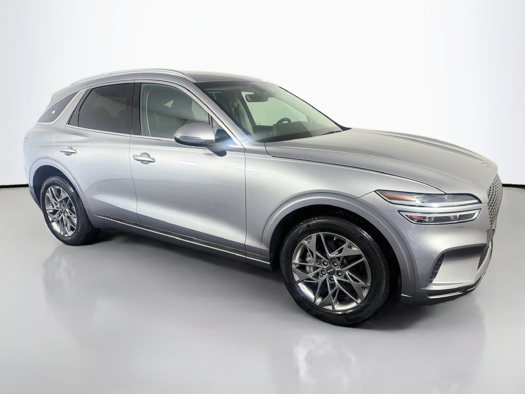 Used 2025 Genesis GV70 2.5T AWD/4WD image 3