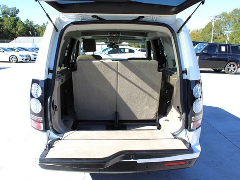 Used 2016 Land Rover LR4 HSE image 39