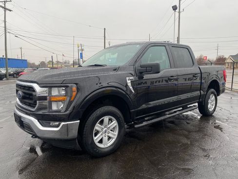 Used 2023 Ford F150 XLT image 6