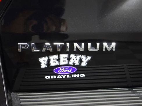 Certified 2020 Ford Expedition Platinum image 24