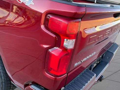 Used 2023 Chevrolet Silverado 1500 RST AWD/4WD image 28
