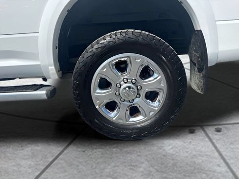 Used 2014 RAM 2500 Laramie w/ Convenience Group AWD/4WD image 23