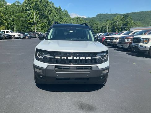 New 2026 Ford Bronco Sport Outer Banks w/ Outer Banks Tech Package+ AWD/4WD image 2