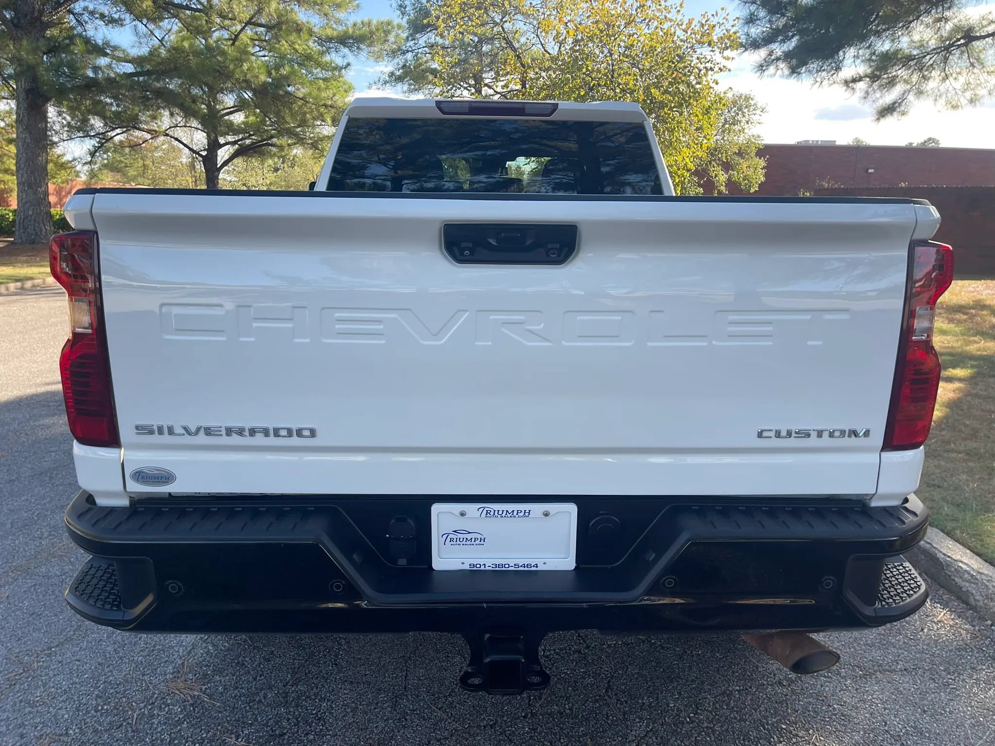 Used 2024 Chevrolet Silverado 2500 Custom w/ Custom Value Package RWD image 4