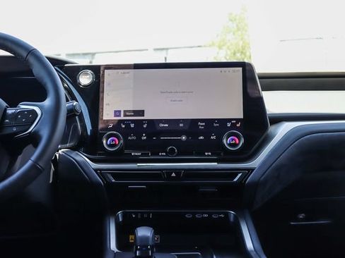 New 2026 Lexus TX 550h AWD Plug-In Hybrid image 17