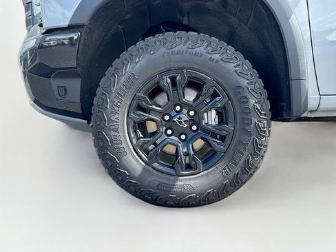 Used 2024 Chevrolet Silverado 1500 ZR2 w/ Technology Package AWD/4WD image 13