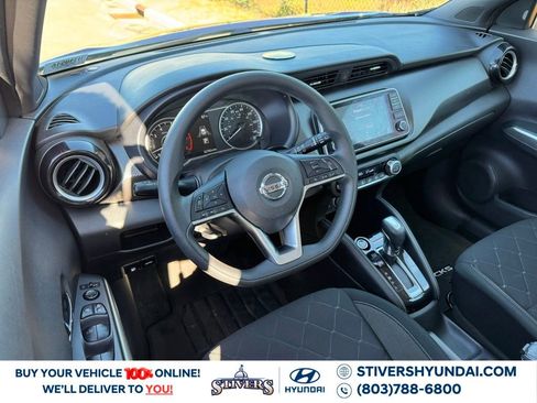 Used 2020 Nissan Kicks SV image 18