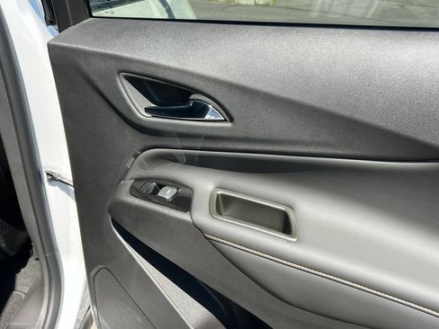 Used 2024 Chevrolet Equinox Premier AWD/4WD image 20