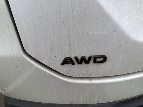 Used 2023 Honda Pilot Sport image 9