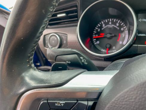 Used 2018 Ford Mustang Coupe w/ Ecoboost Performance Package image 19