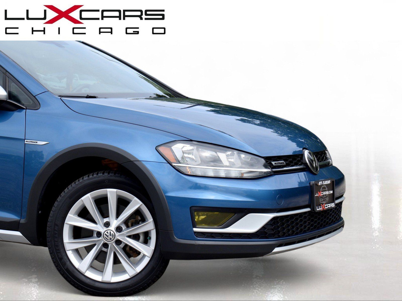 Used 2019 Volkswagen Golf Alltrack S AWD/4WD image 2