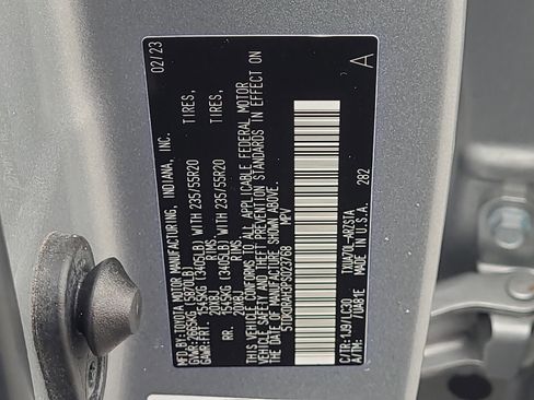 Certified 2023 Toyota Highlander XSE image 33