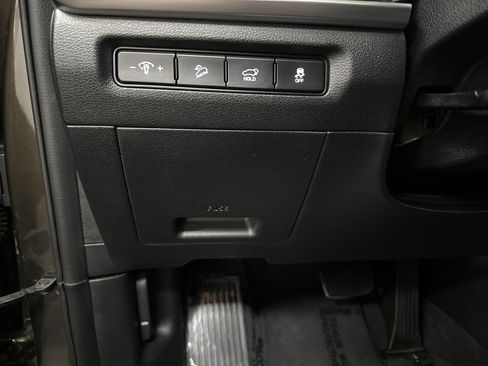 Used 2025 Kia Telluride S image 34