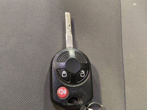 Used 2019 Ford Escape S FWD image 32