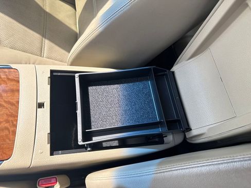 Used 2014 Nissan Murano LE w/ Platinum Edition Package image 27