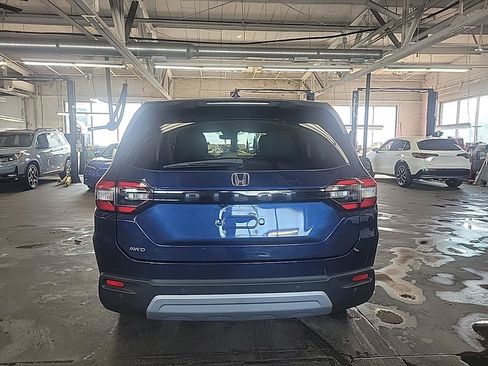 Used 2024 Honda Pilot EX-L image 4